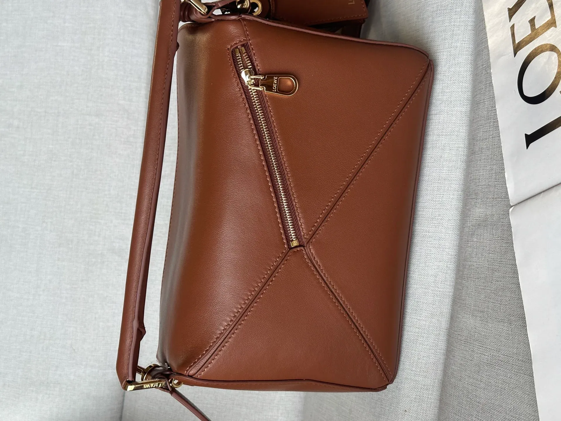 Классические Сумки Женские Loewe 1889656