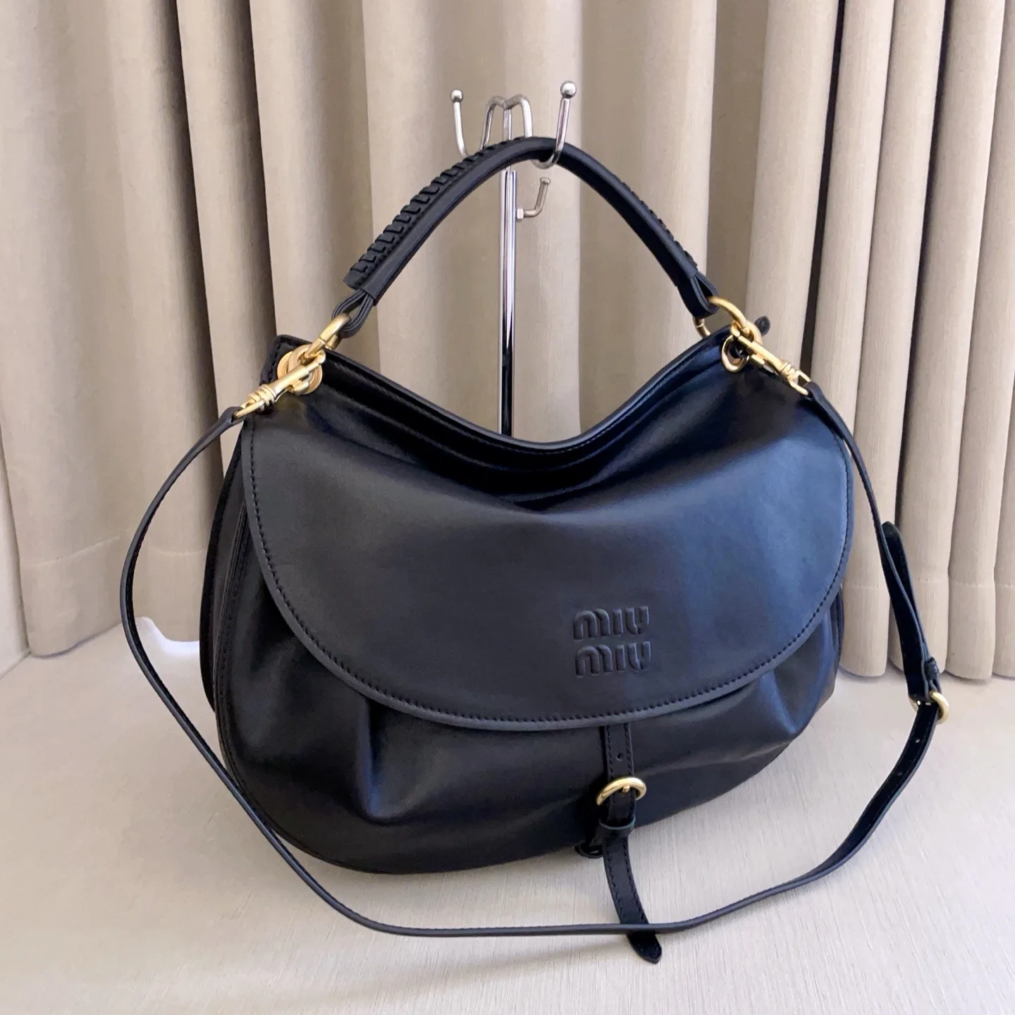 Классические Сумки Женские Miu Miu 18105779