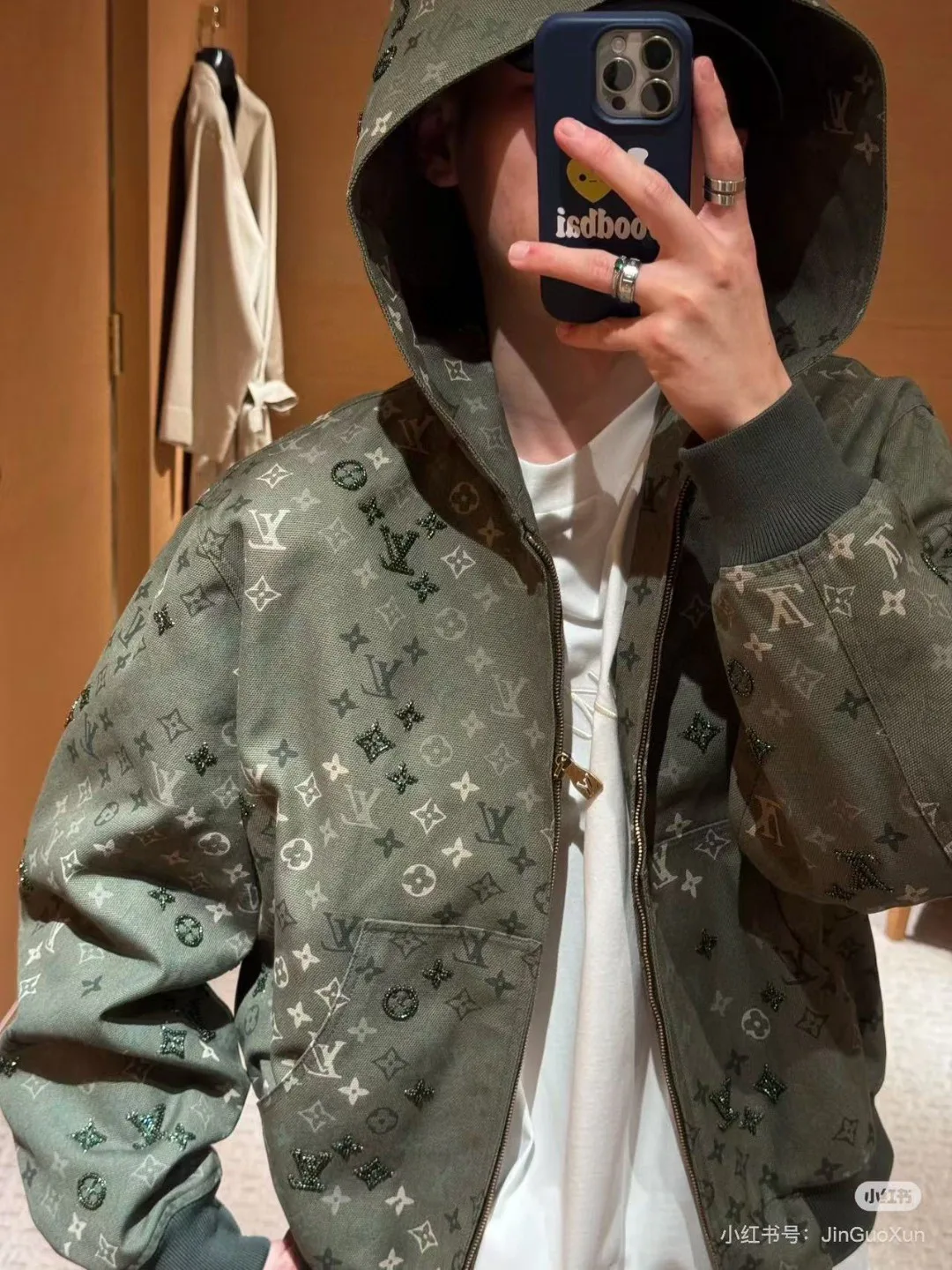 Куртки И Пуховики Мужские Louis Vuitton 1270669