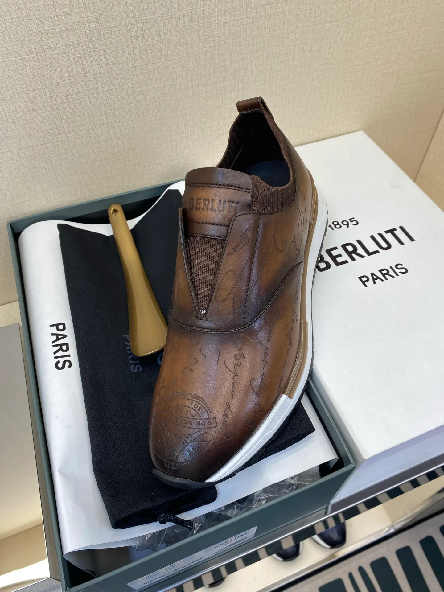 Кроссовки Мужские Berluti 17971891