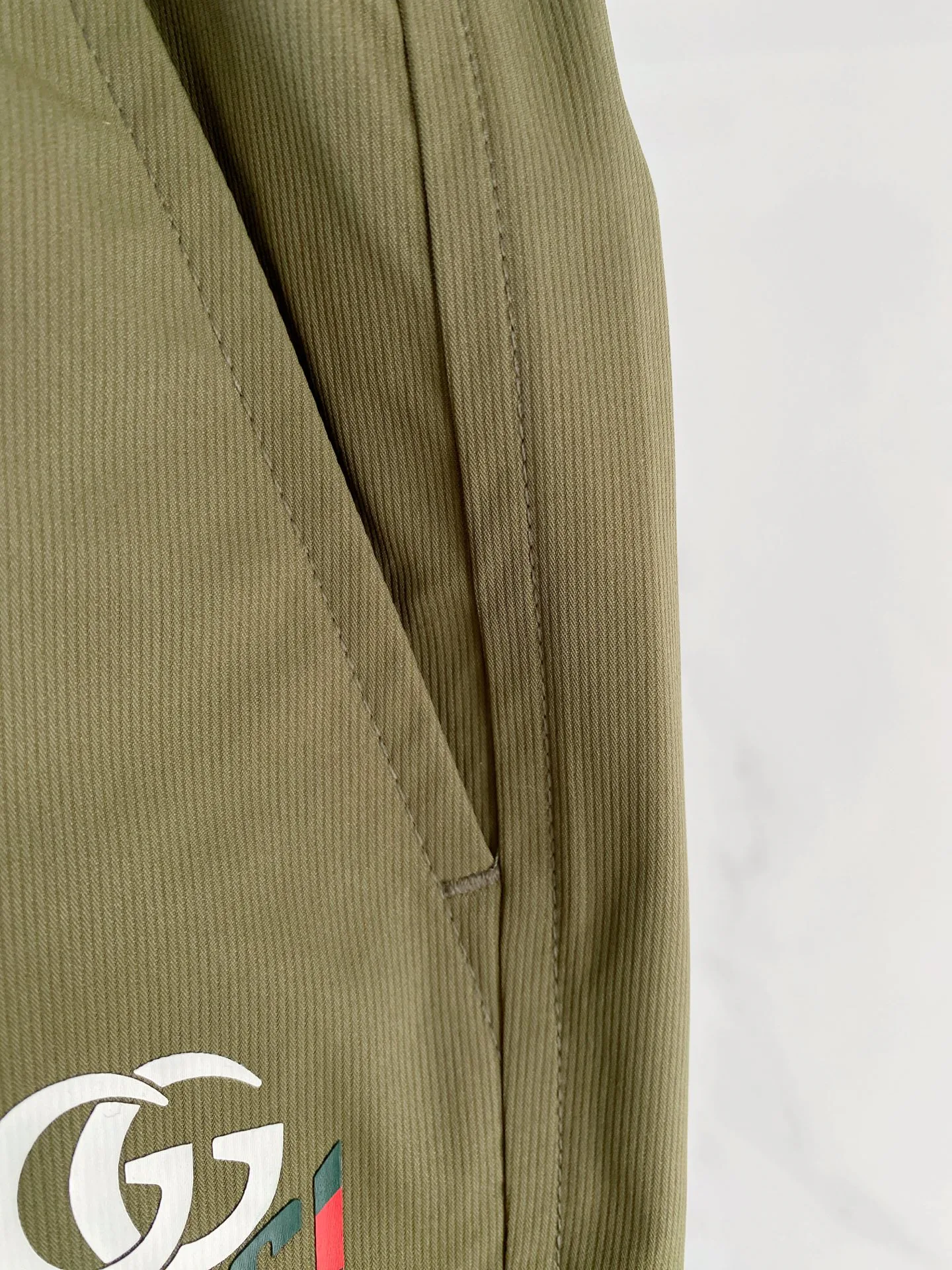 Шорты Мужские Gucci 13553888