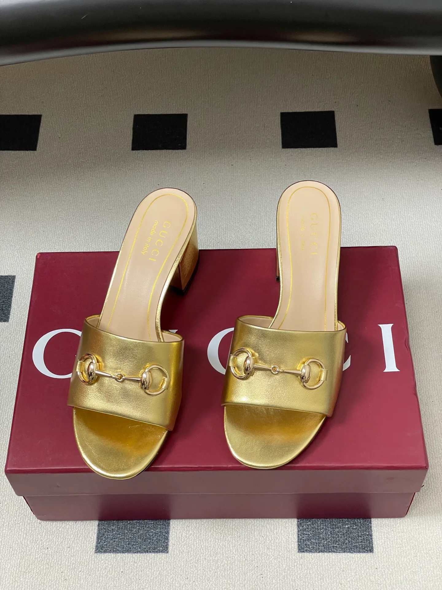 Сандалии Женские Gucci 11886560