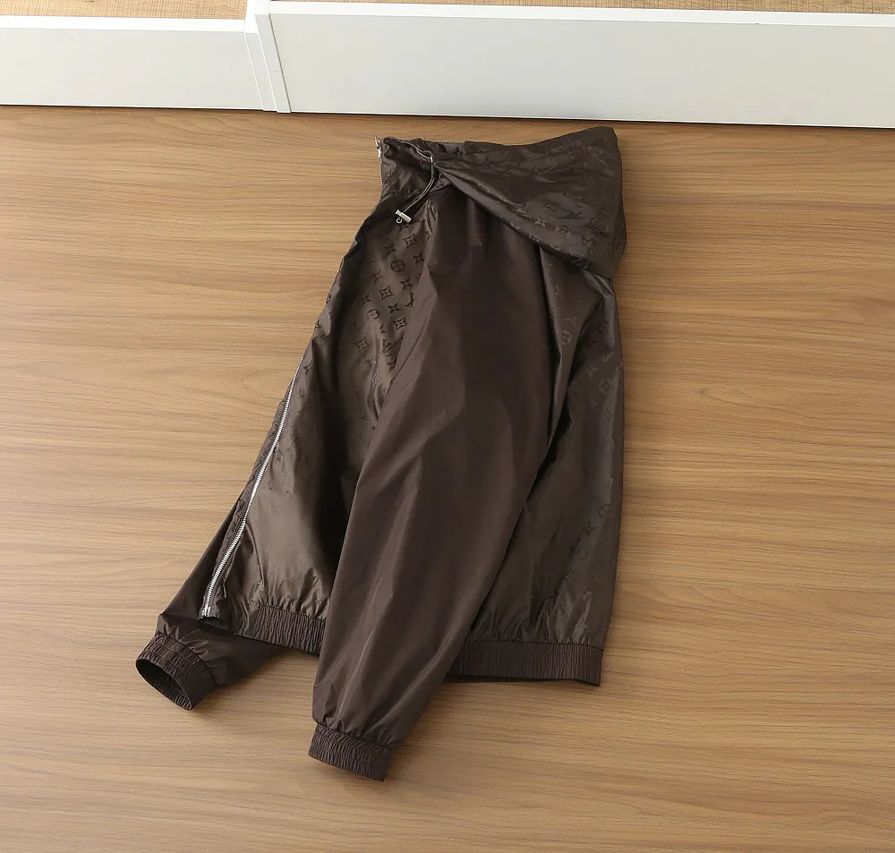 Куртки И Пуховики Мужские Louis Vuitton 9949814