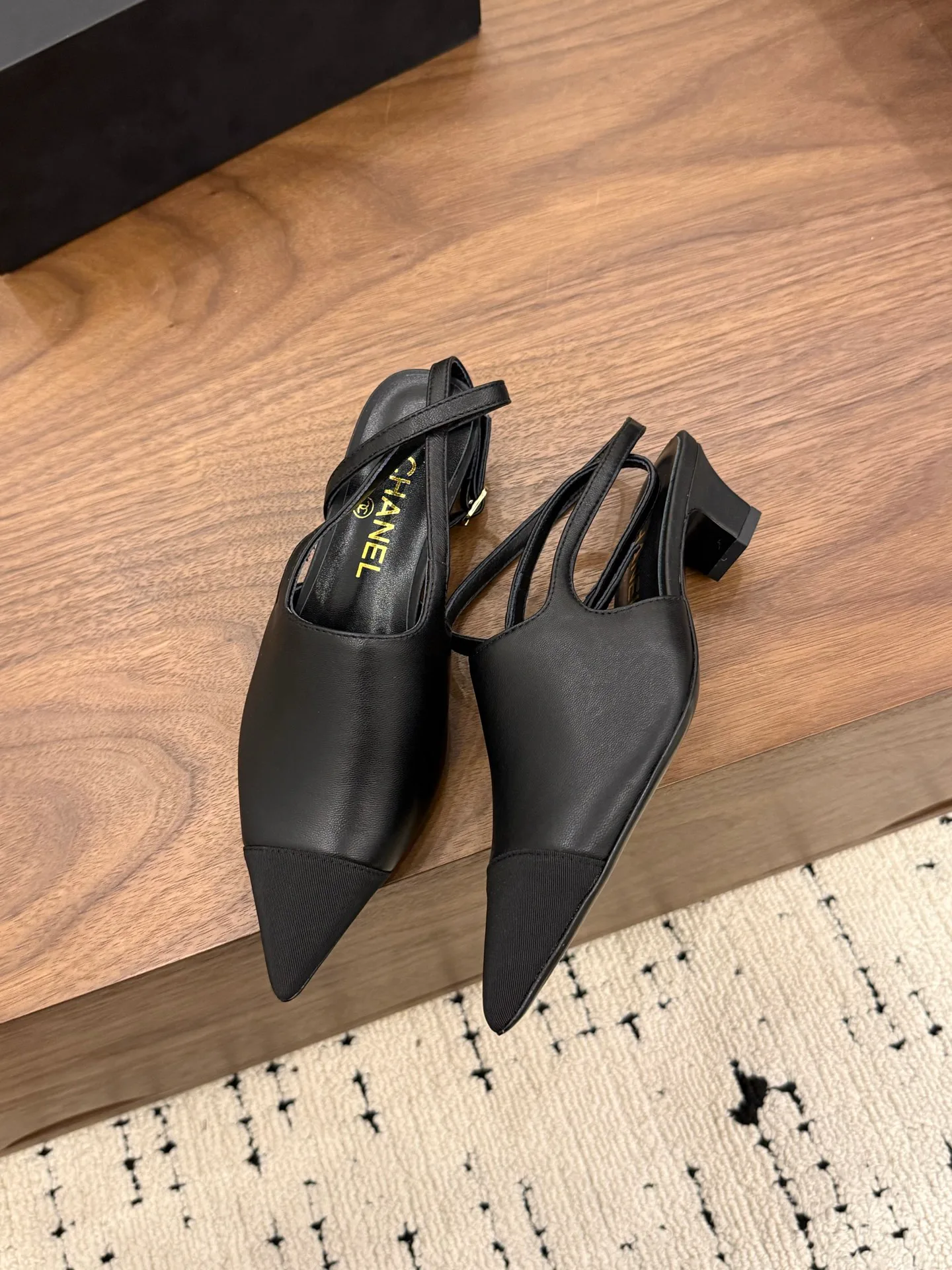 Туфли Женские Chanel 12188777