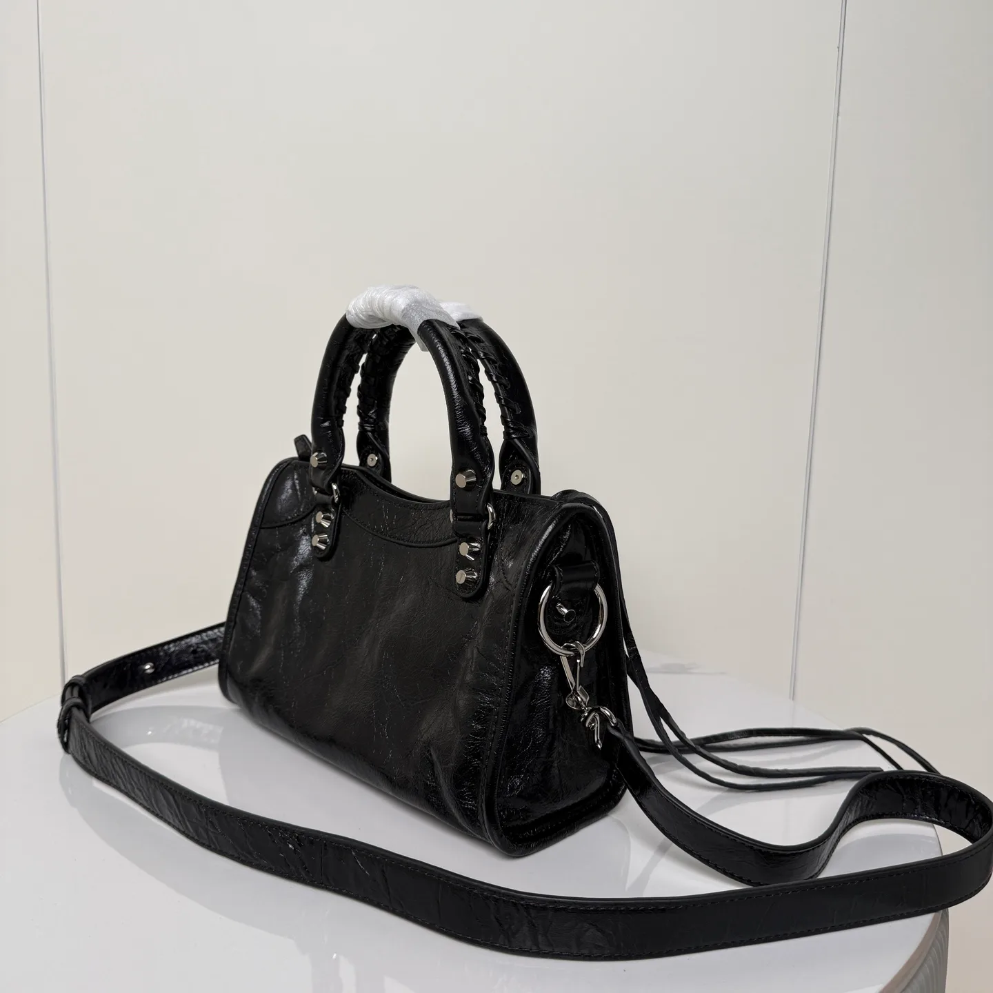 Сумки На Ремне Женские Balenciaga 1151793