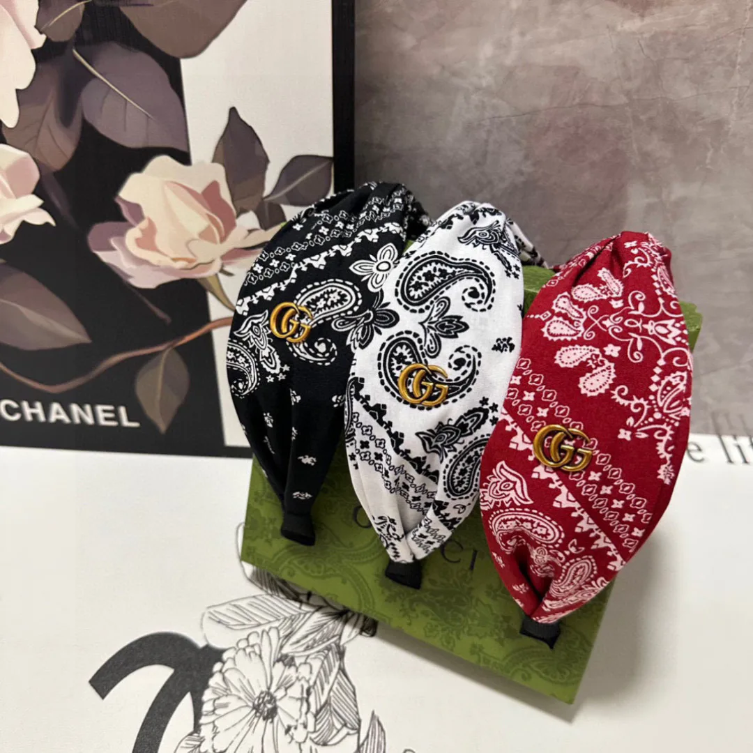 Головные Уборы Gucci 11469214