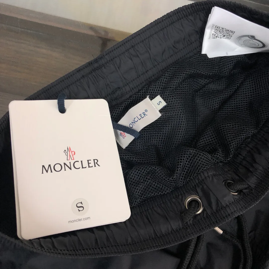 Шорты Мужские Moncler 9599105