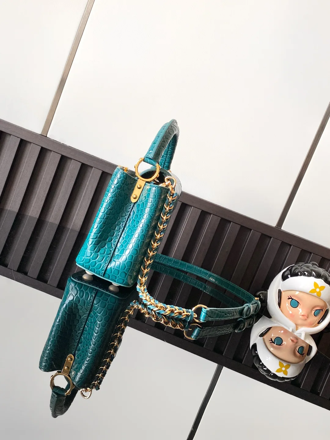 Классические Сумки Женские Louis Vuitton 18019347