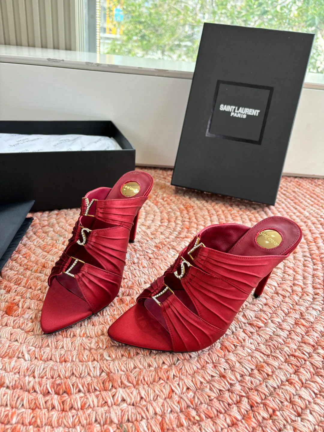 Босоножки Женские Saint Laurent 10211620