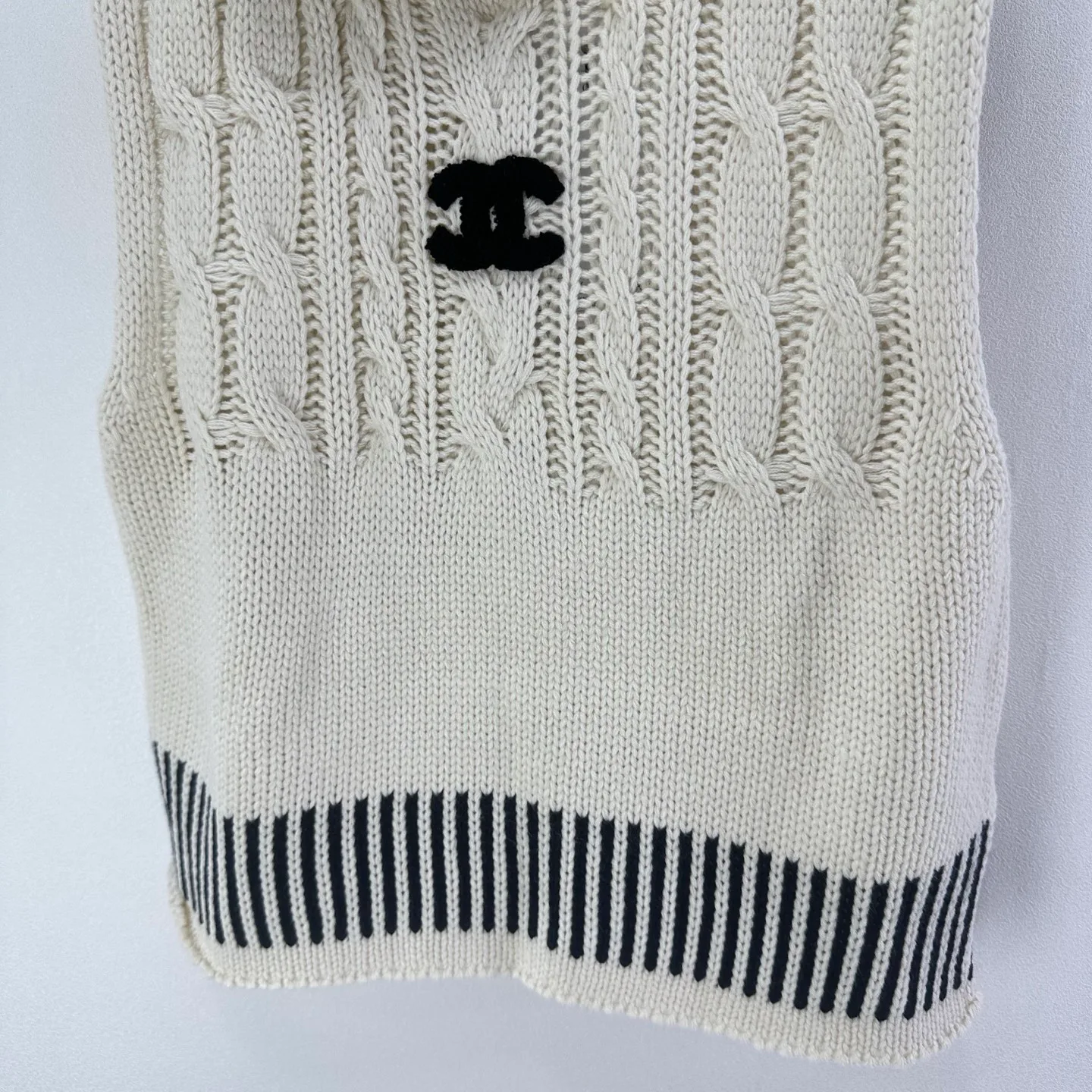 Жилеты Женские Chanel 1392389