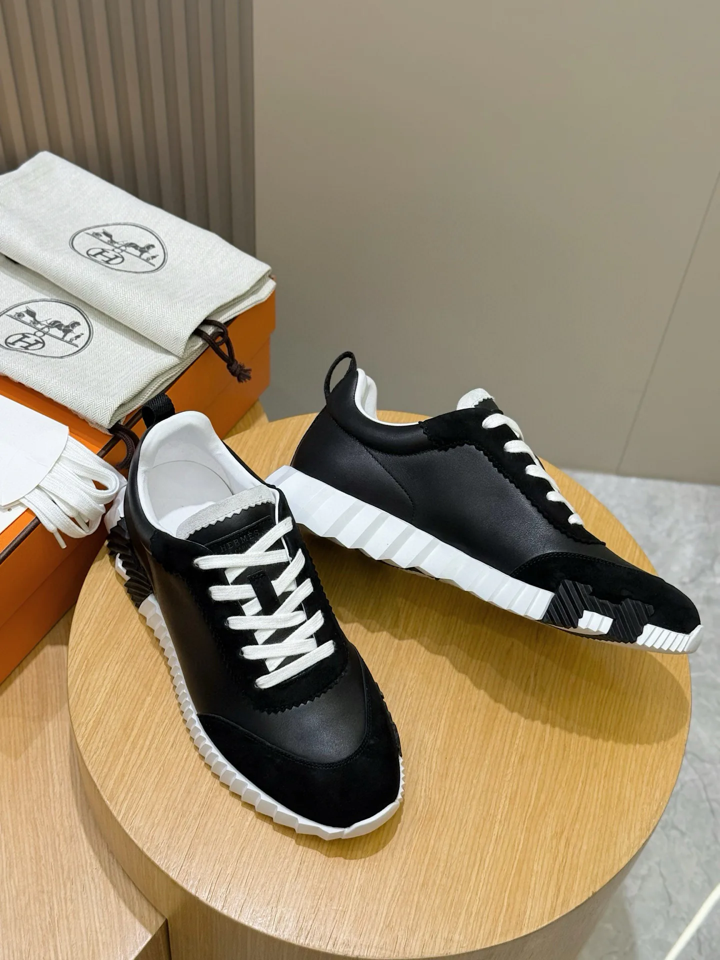 Кроссовки Мужские Hermes 1888318