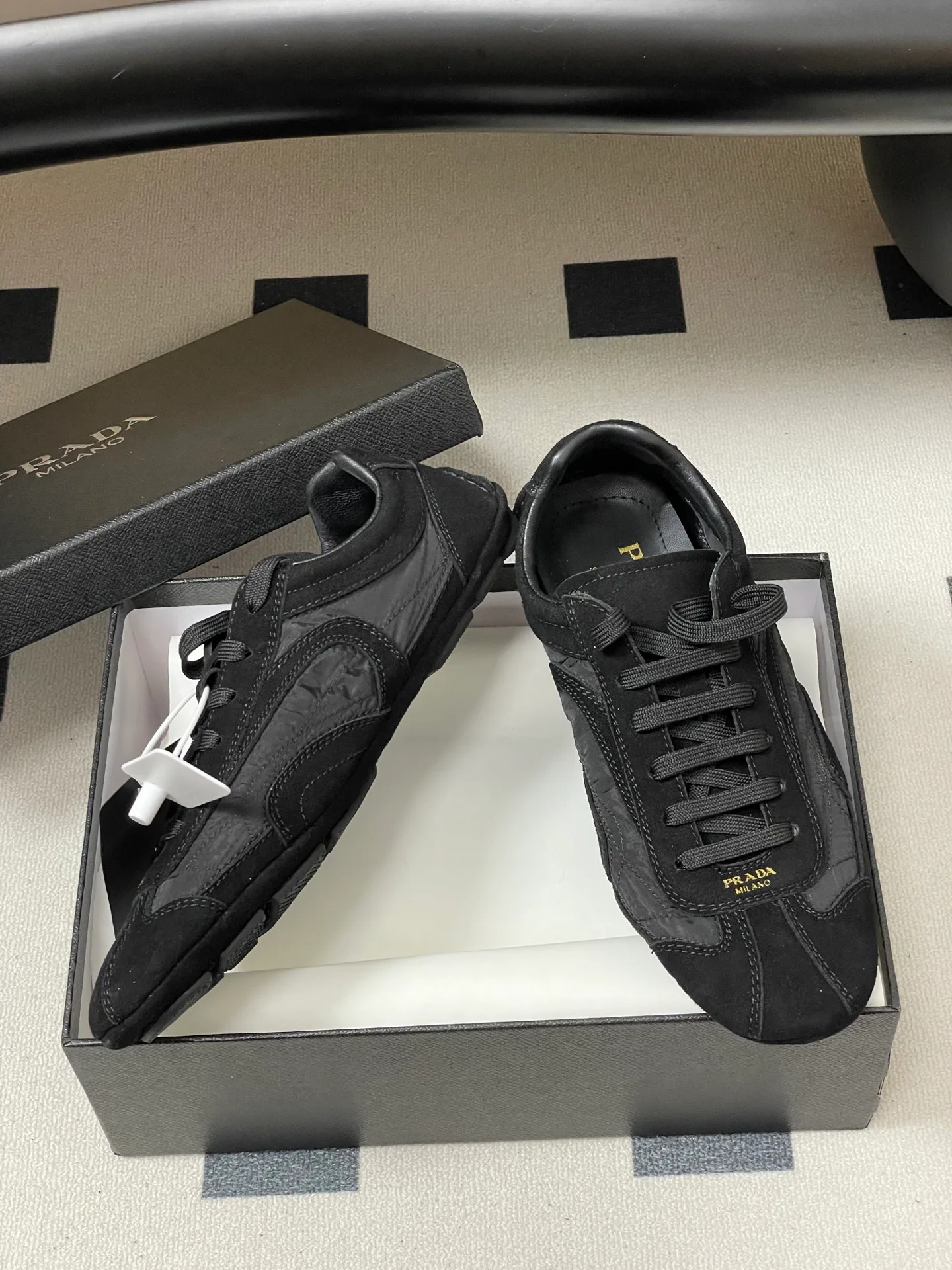 Кроссовки Женские Prada 12880114