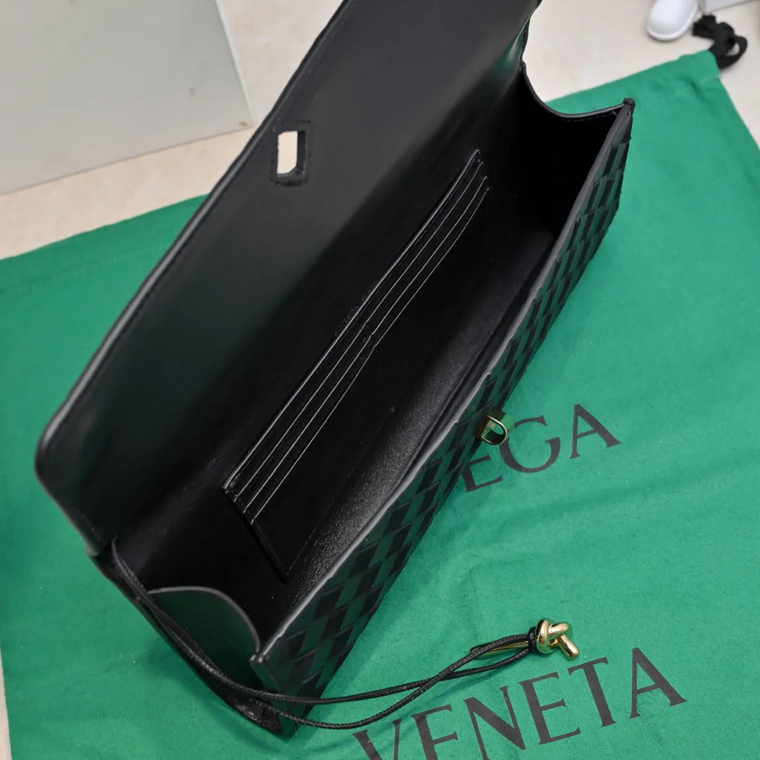 Клатчи Женские Bottega Veneta 18004860