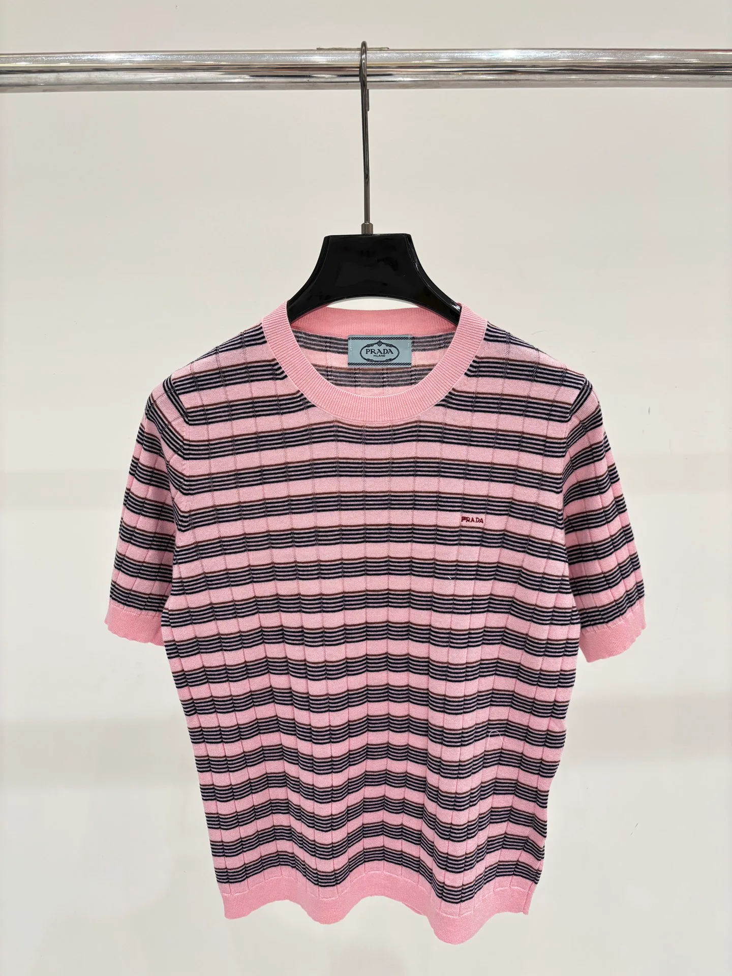 Футболки Женские Prada 17552028