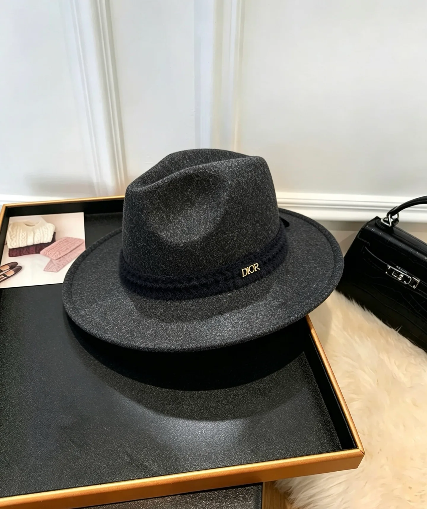 Головные Уборы Christian Dior 18093236