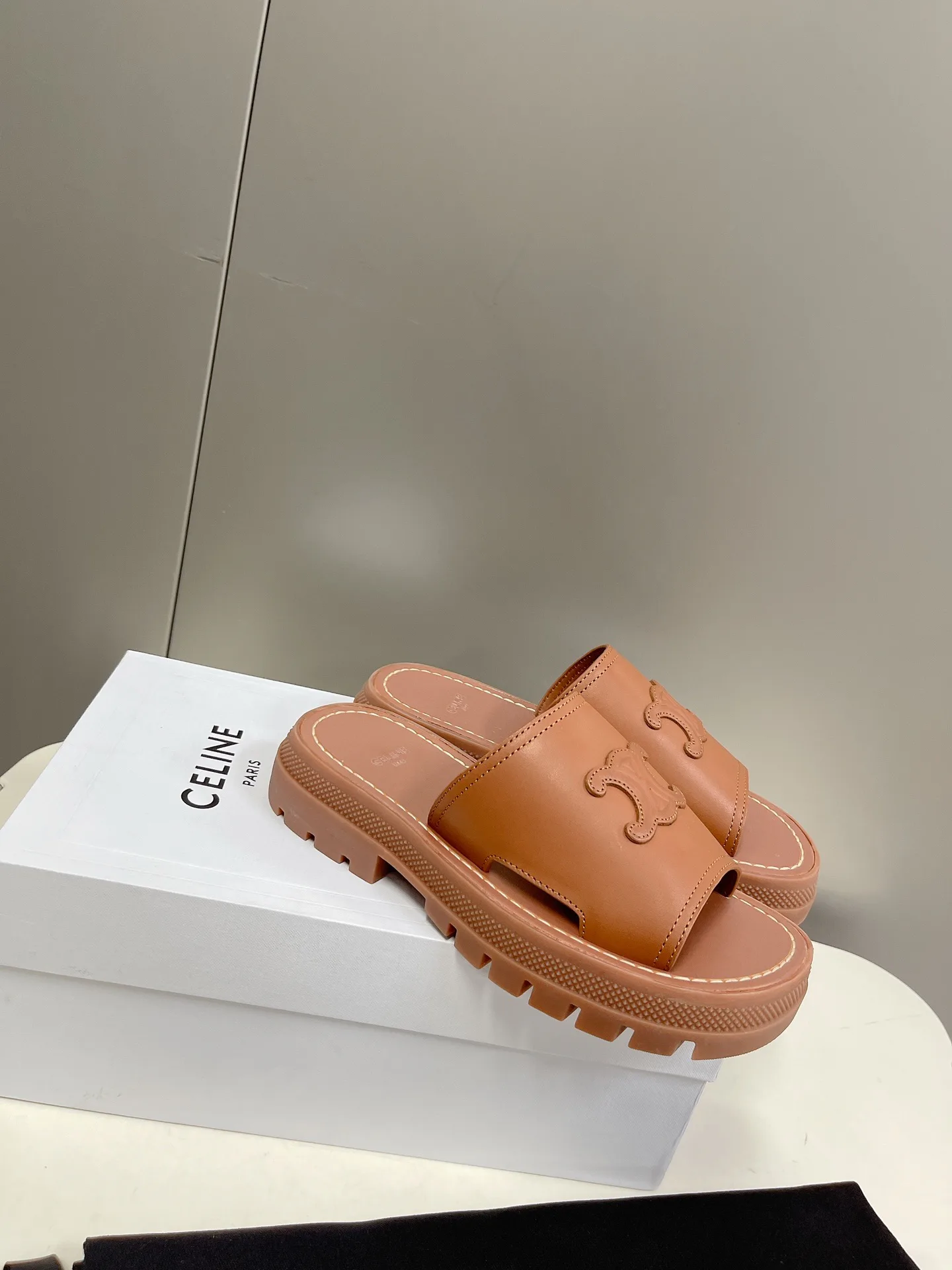 Босоножки Женские Celine 13581762