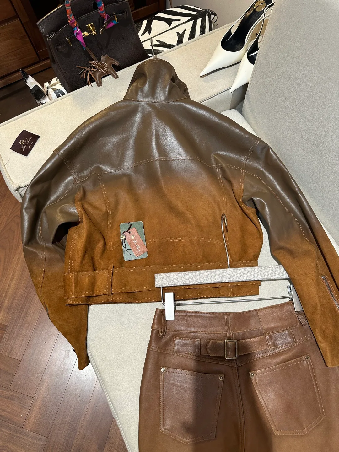 Кожаные Куртки И Дублёнки Женские Loro Piana 18516850