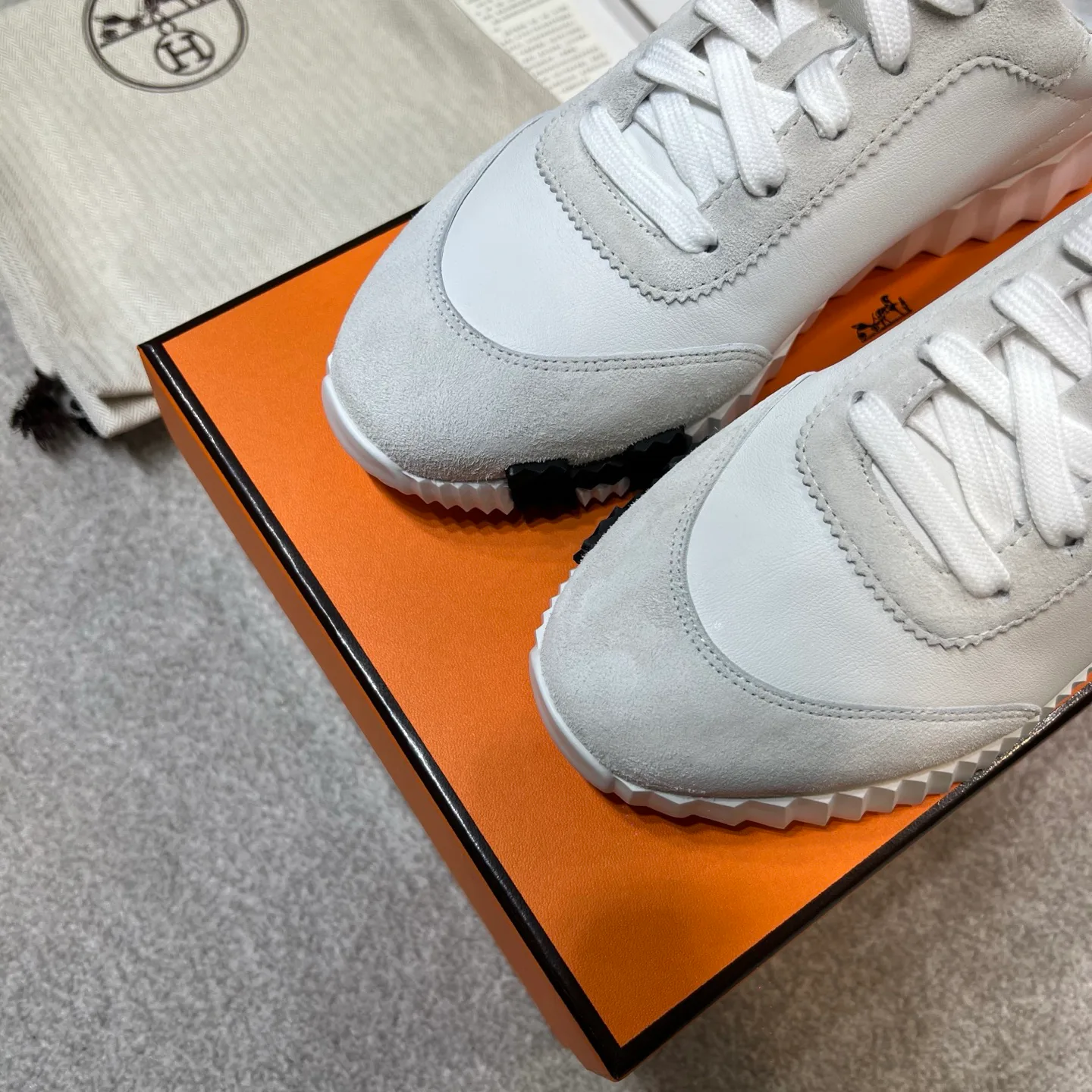 Кроссовки Женские Hermes 148991