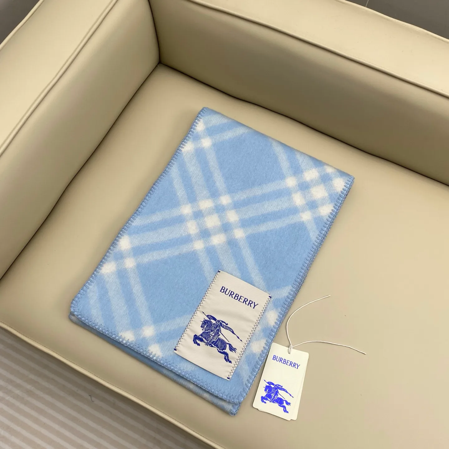 Шарфы Burberry 3433426