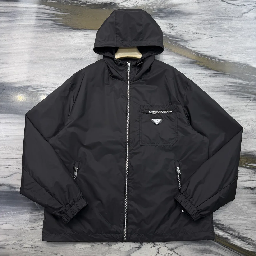Куртки И Пуховики Мужские Prada 11209551