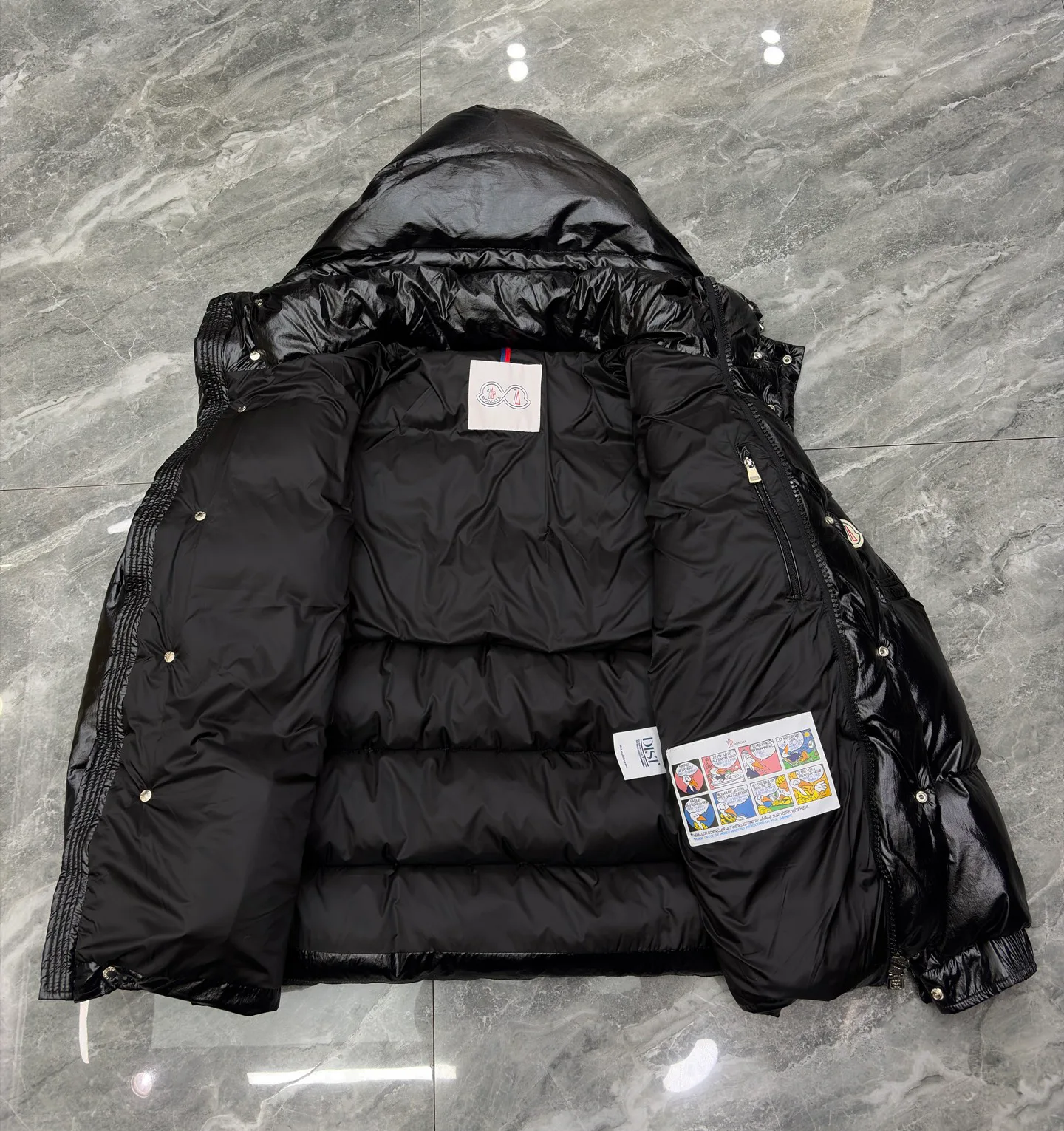 Куртки И Пуховики Мужские Moncler 17568677