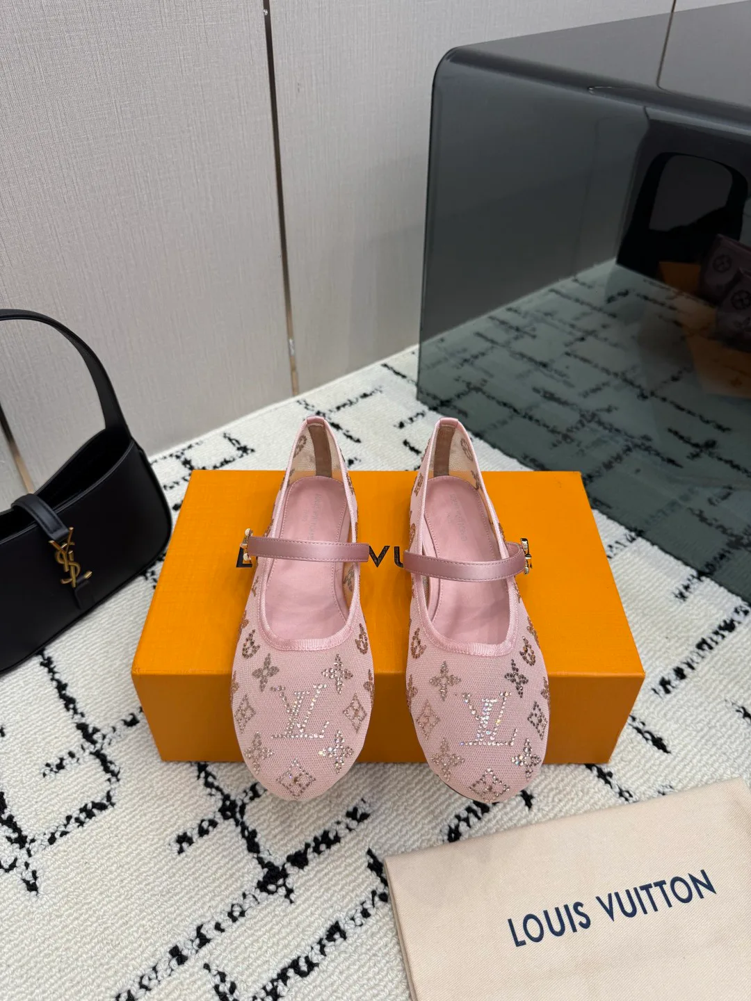 Балетки Женские Louis Vuitton 17947016