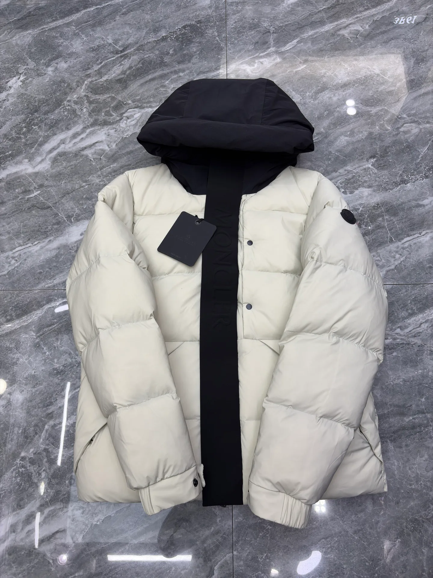 Куртки И Пуховики Мужские Moncler 17568669
