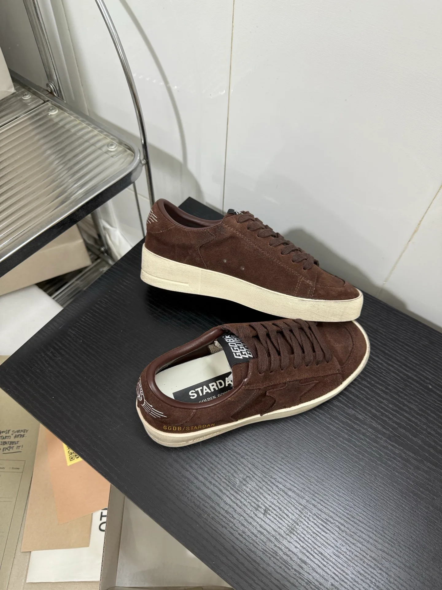 Кроссовки Женские Golden Goose 18211933
