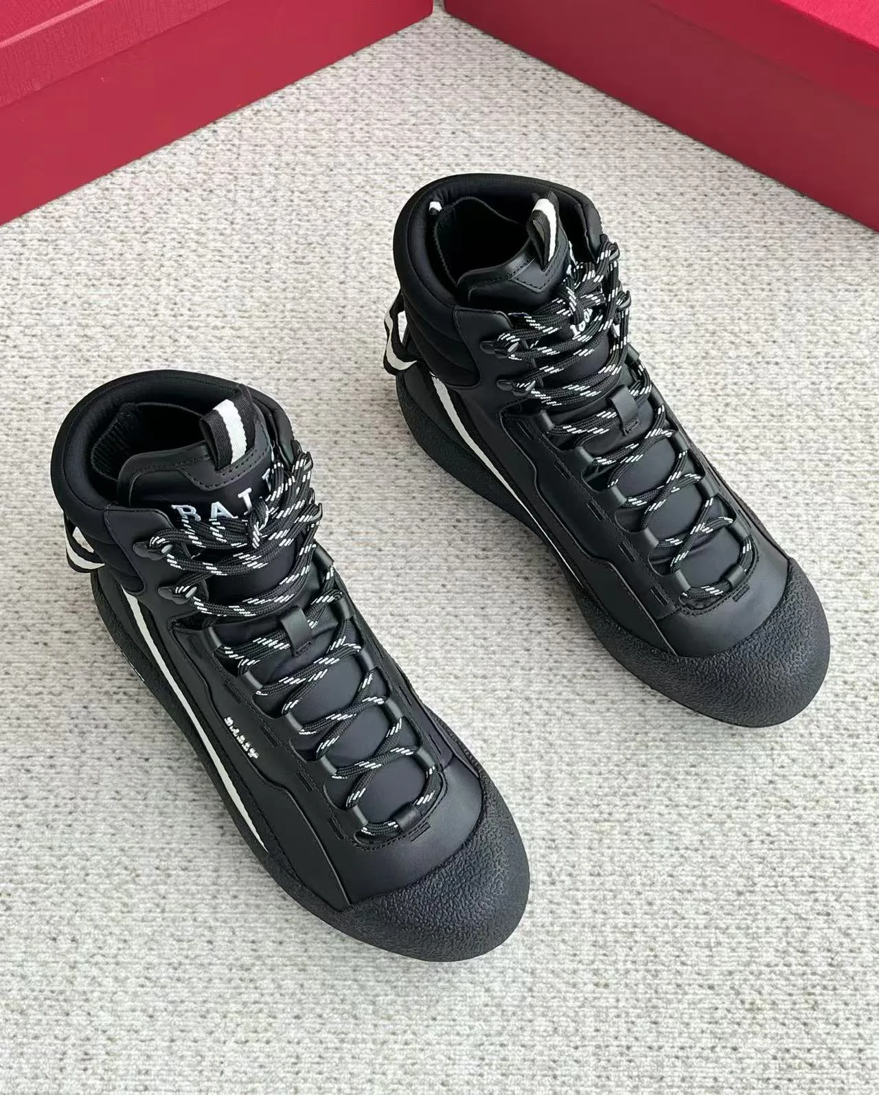 Кроссовки Женские Bally 19704001