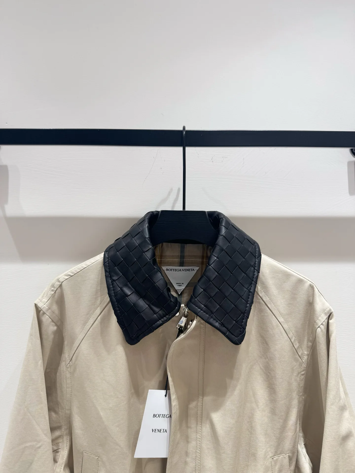 Куртки И Пуховики Женские Bottega Veneta 18654731
