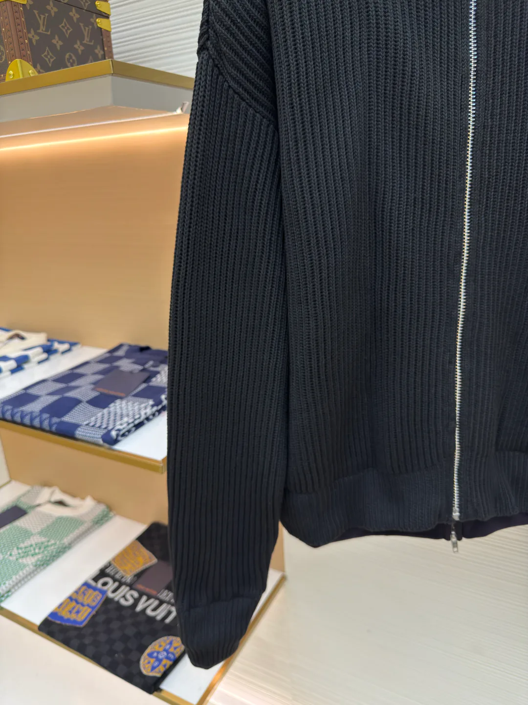 Куртки И Пуховики Женские Balenciaga 84508