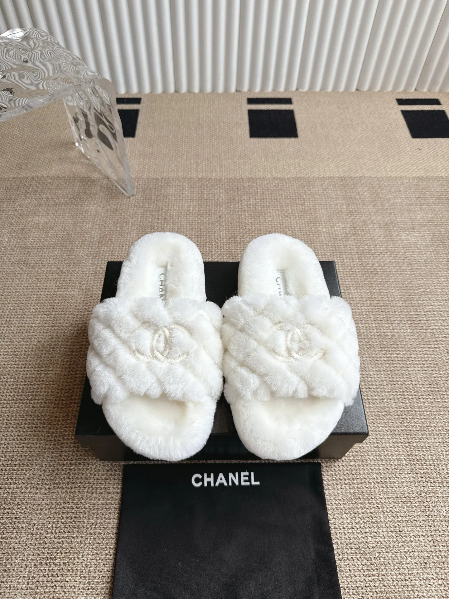 Тапочки Женские Chanel 18324643