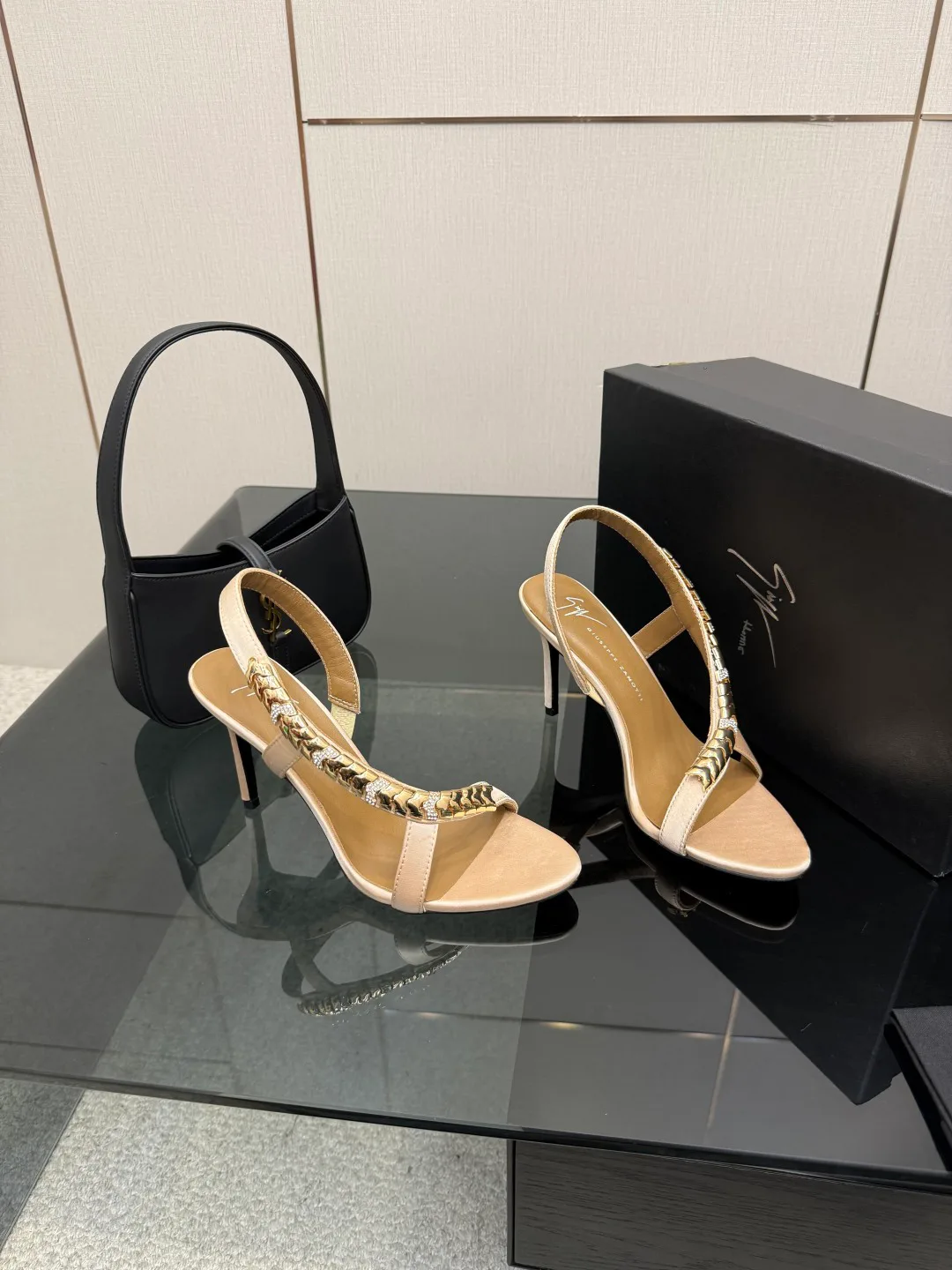 Босоножки Женские Giuseppe Zanotti 1091920