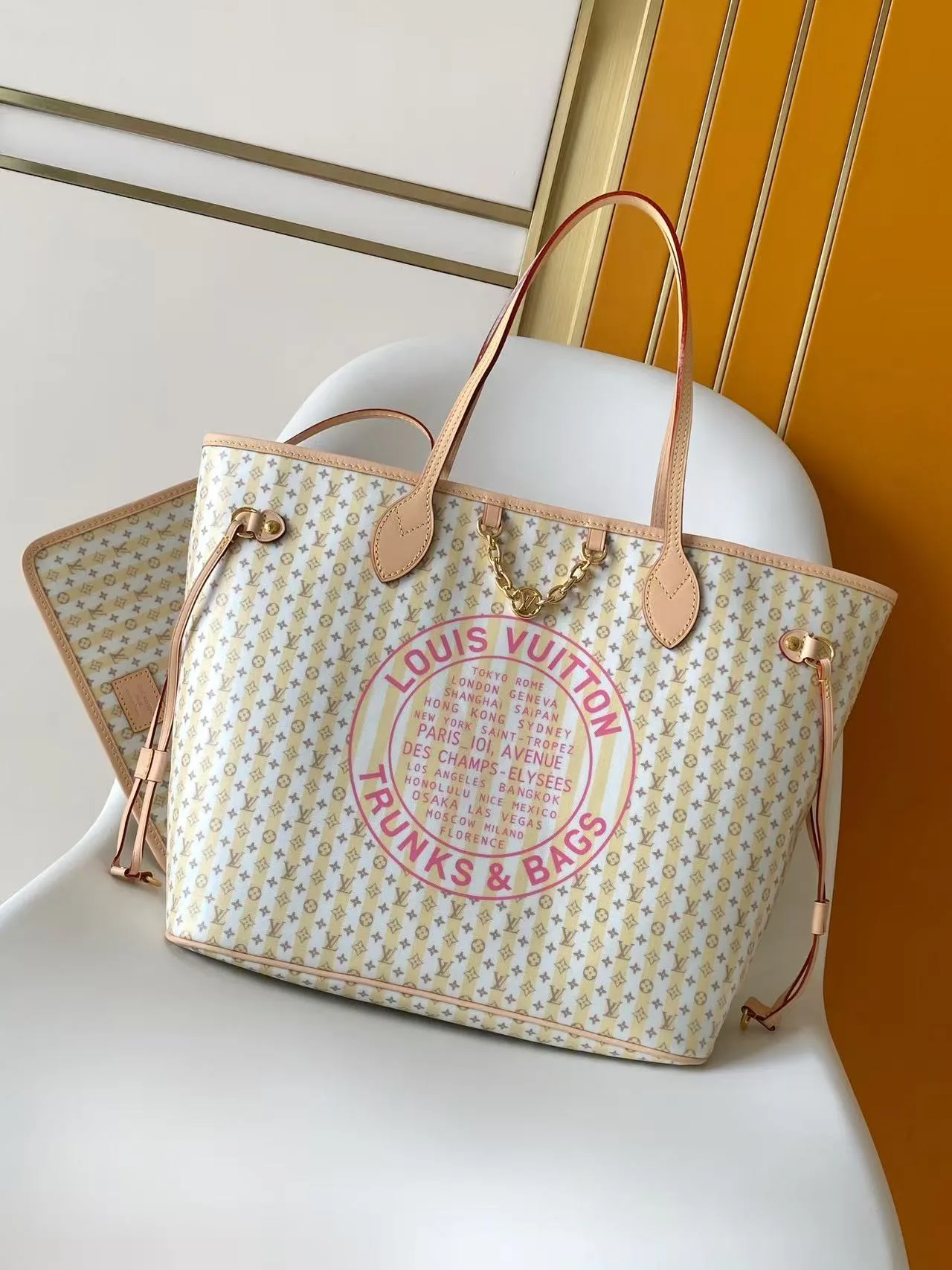 Классические Сумки Женские Louis Vuitton 17483325