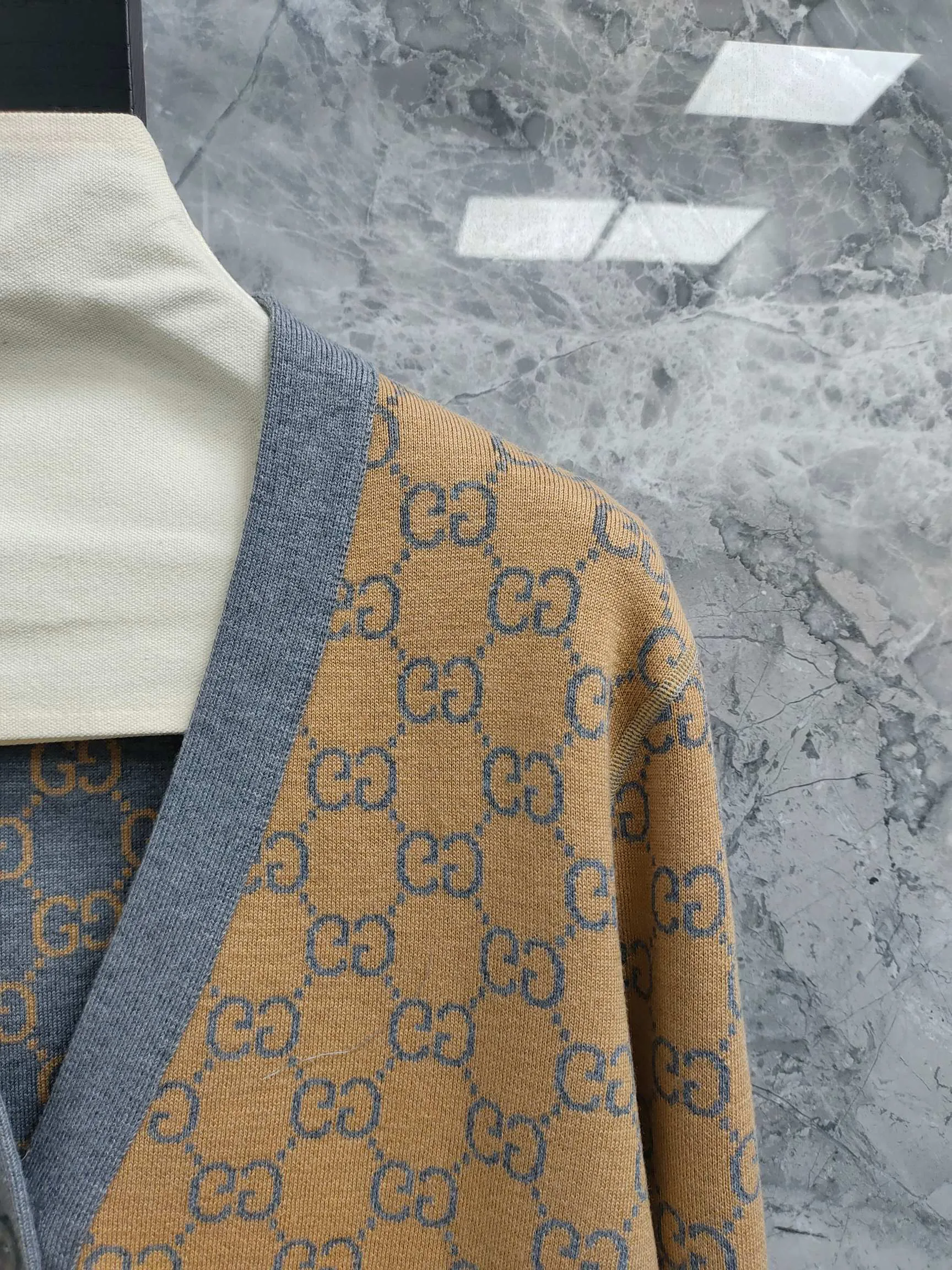 Джемперы И Свитеры Женские Gucci 19045230
