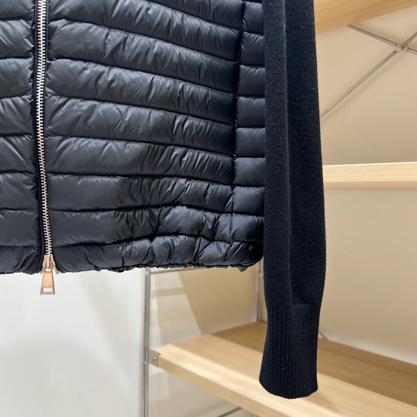 Куртки И Пуховики Женские Moncler 18043620