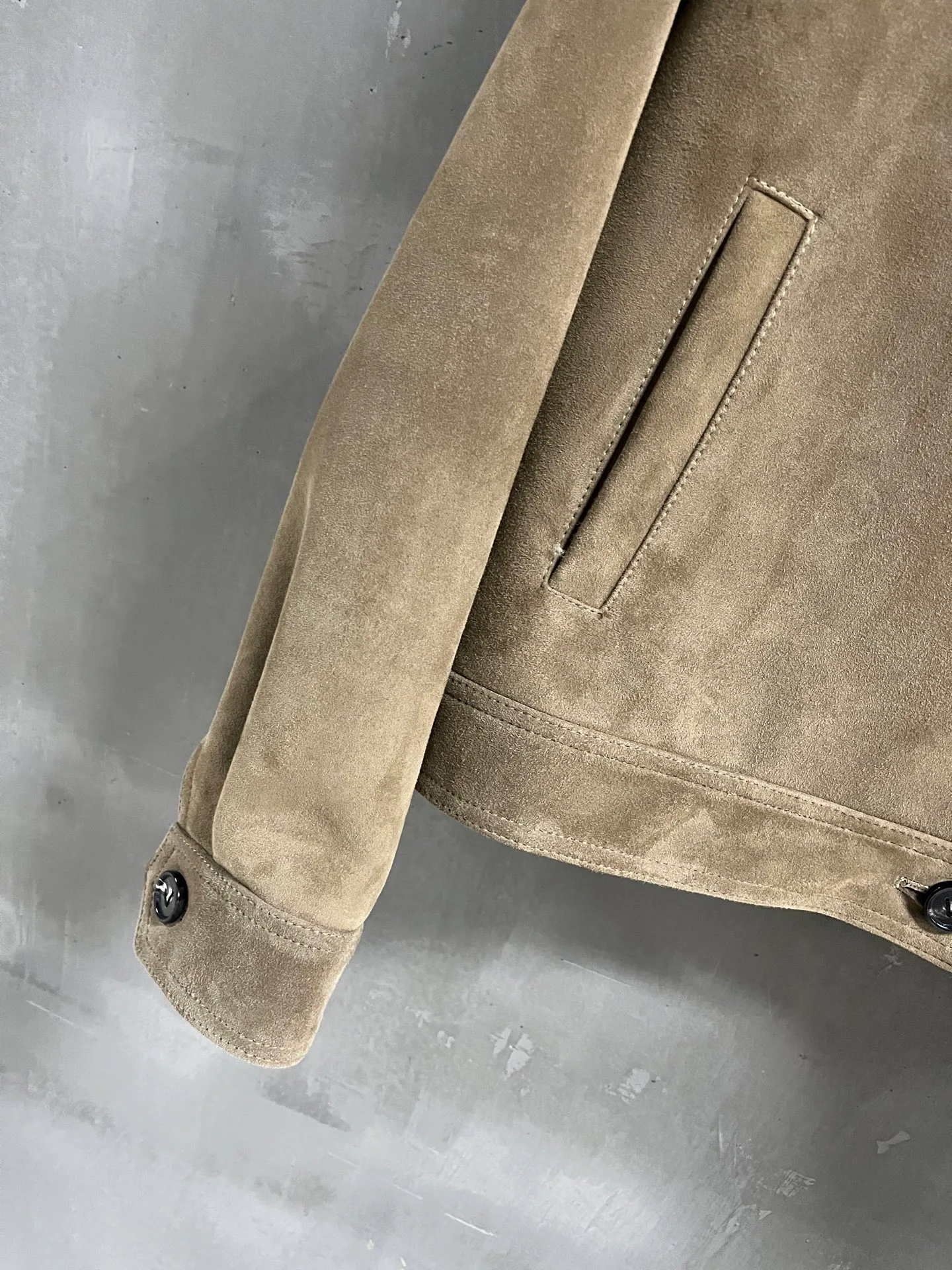 Кожаные Куртки И Дублёнки Женские Bottega Veneta 11164837