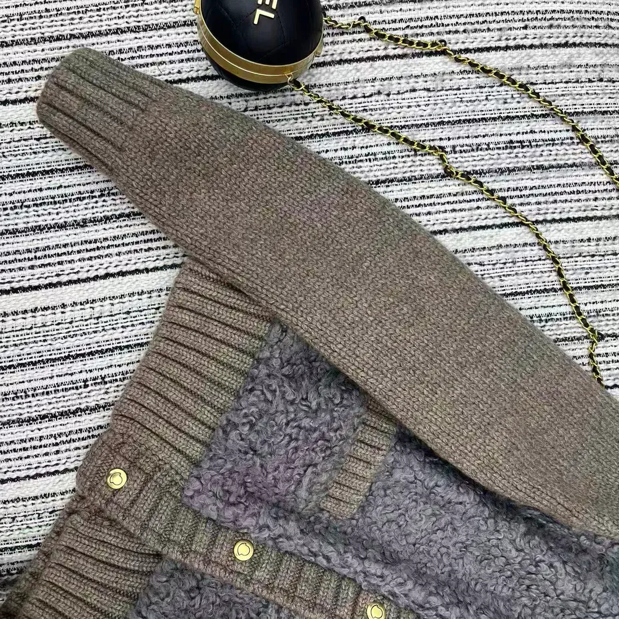 Куртки И Пуховики Женские Moncler 423236