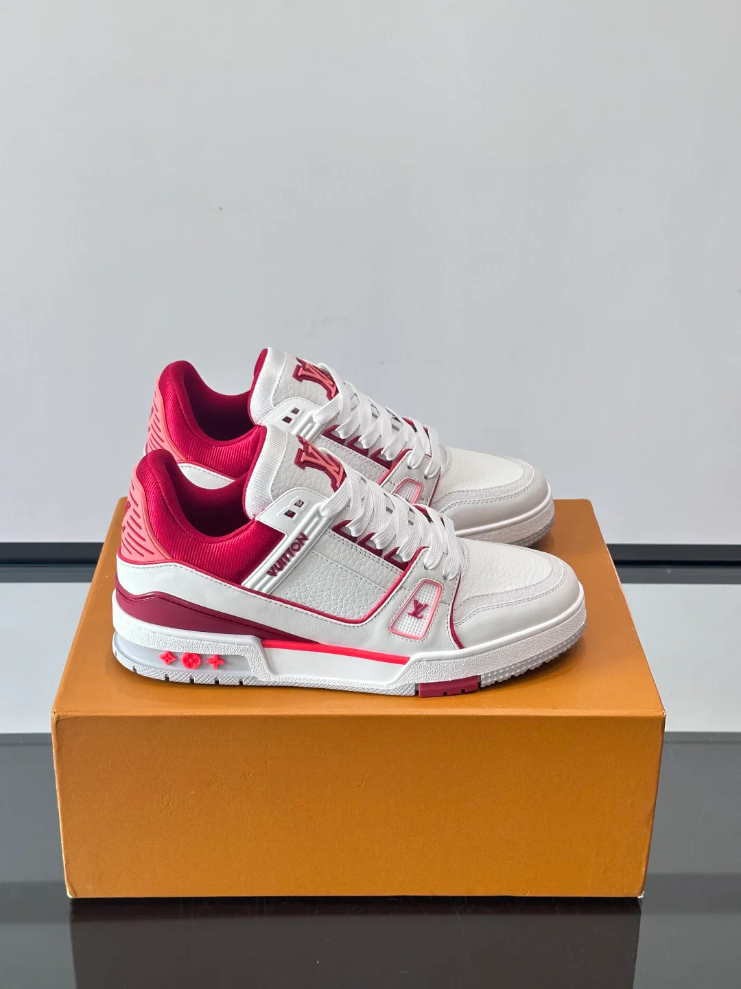 Кроссовки Женские Louis Vuitton 211873