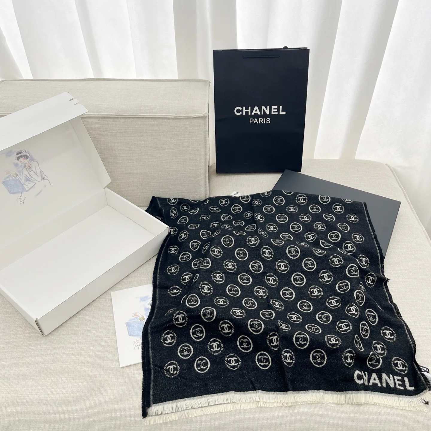 Шарфы Chanel 183686