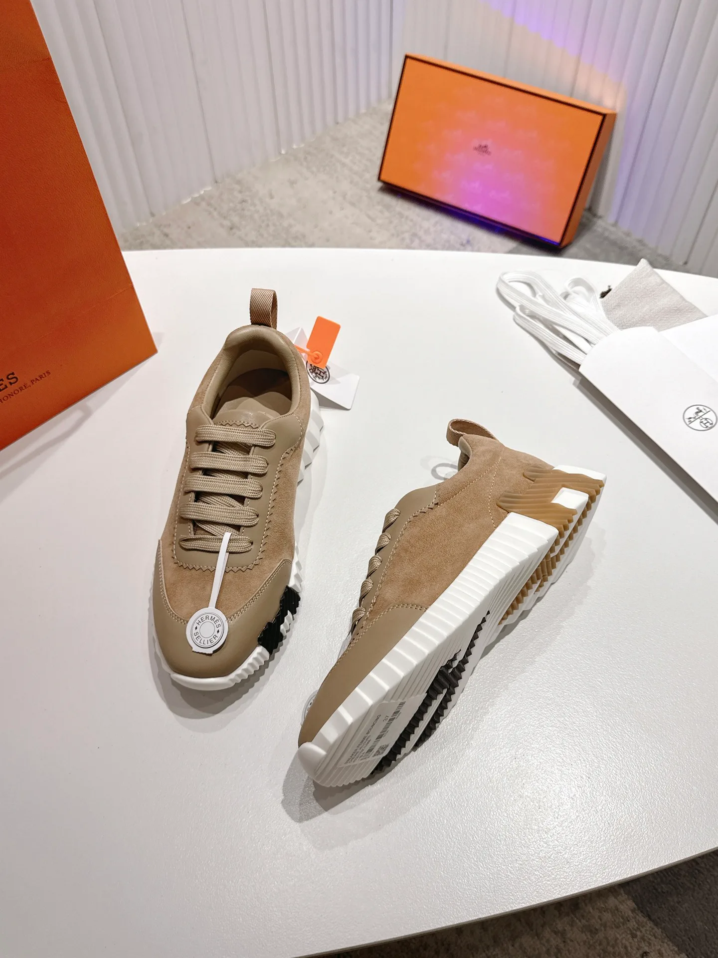Кроссовки Женские Hermes 1744743