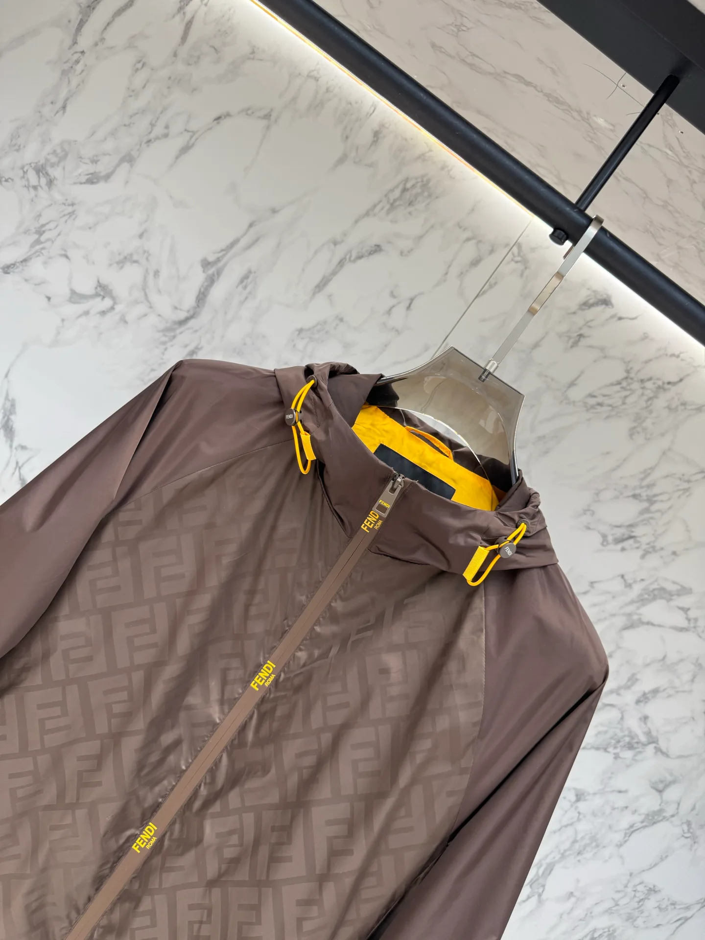 Куртки И Пуховики Мужские Fendi 11729459