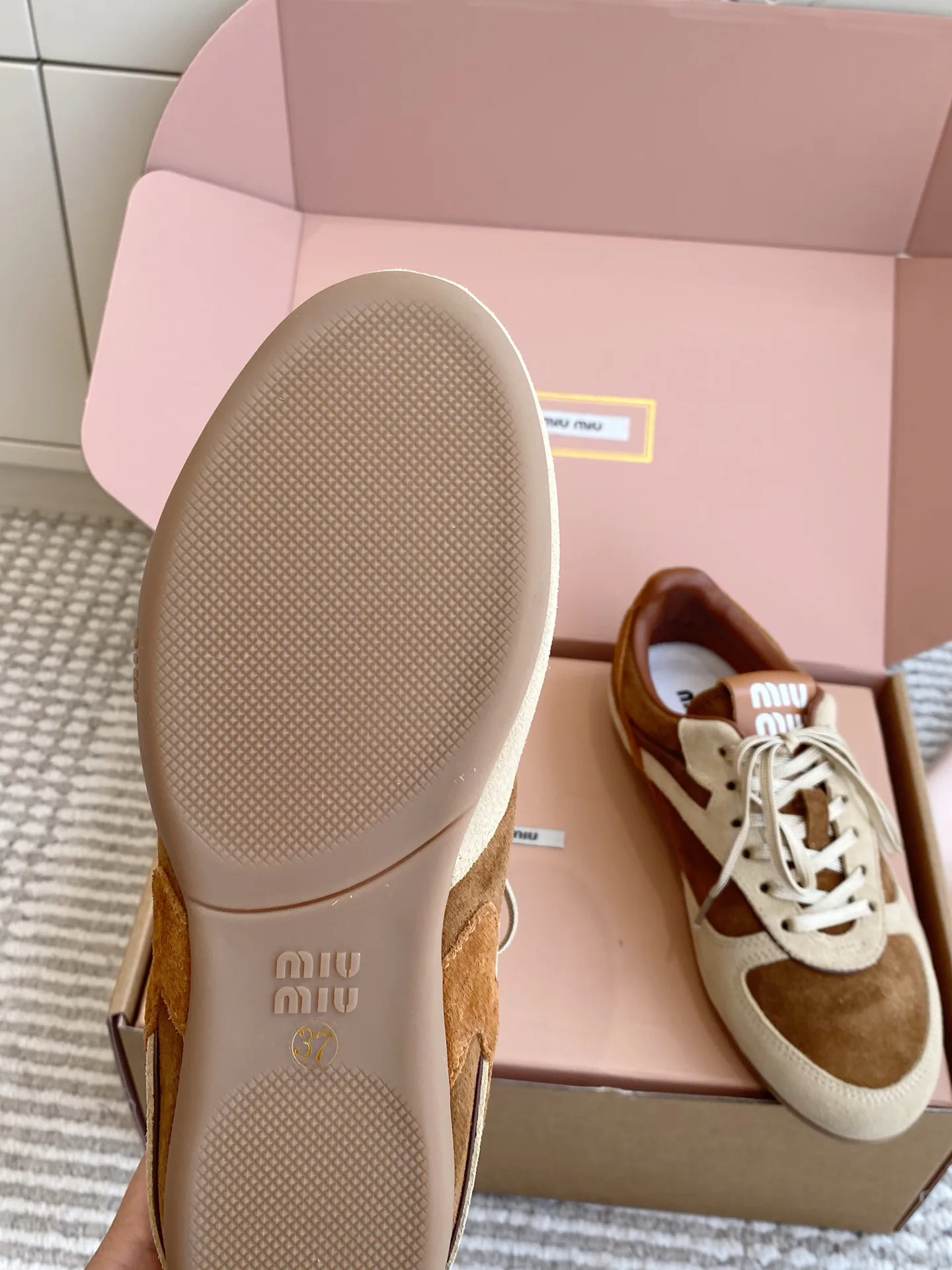 Кроссовки Женские Miu Miu 18261274
