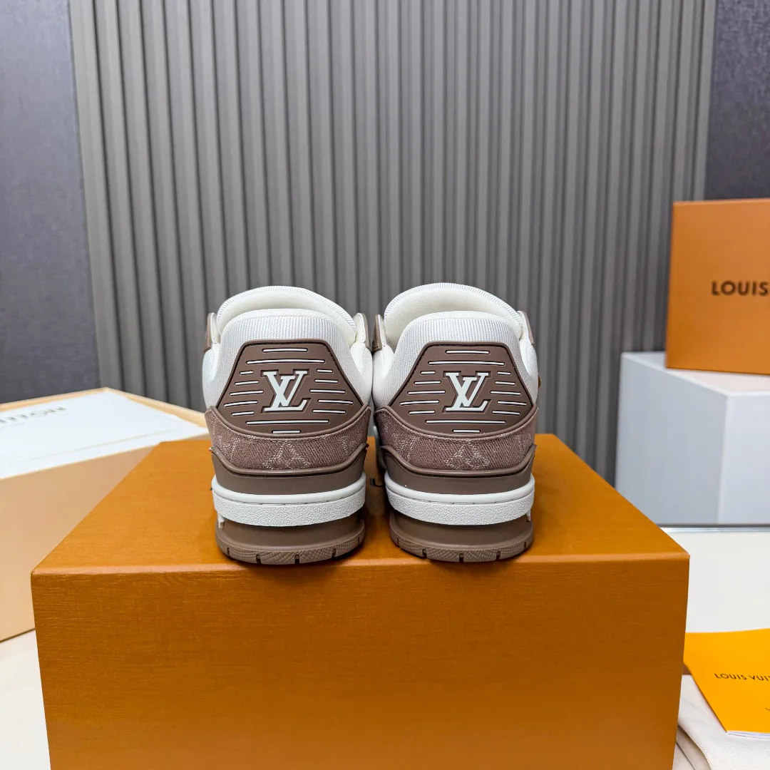 Кроссовки Женские Louis Vuitton 1053845