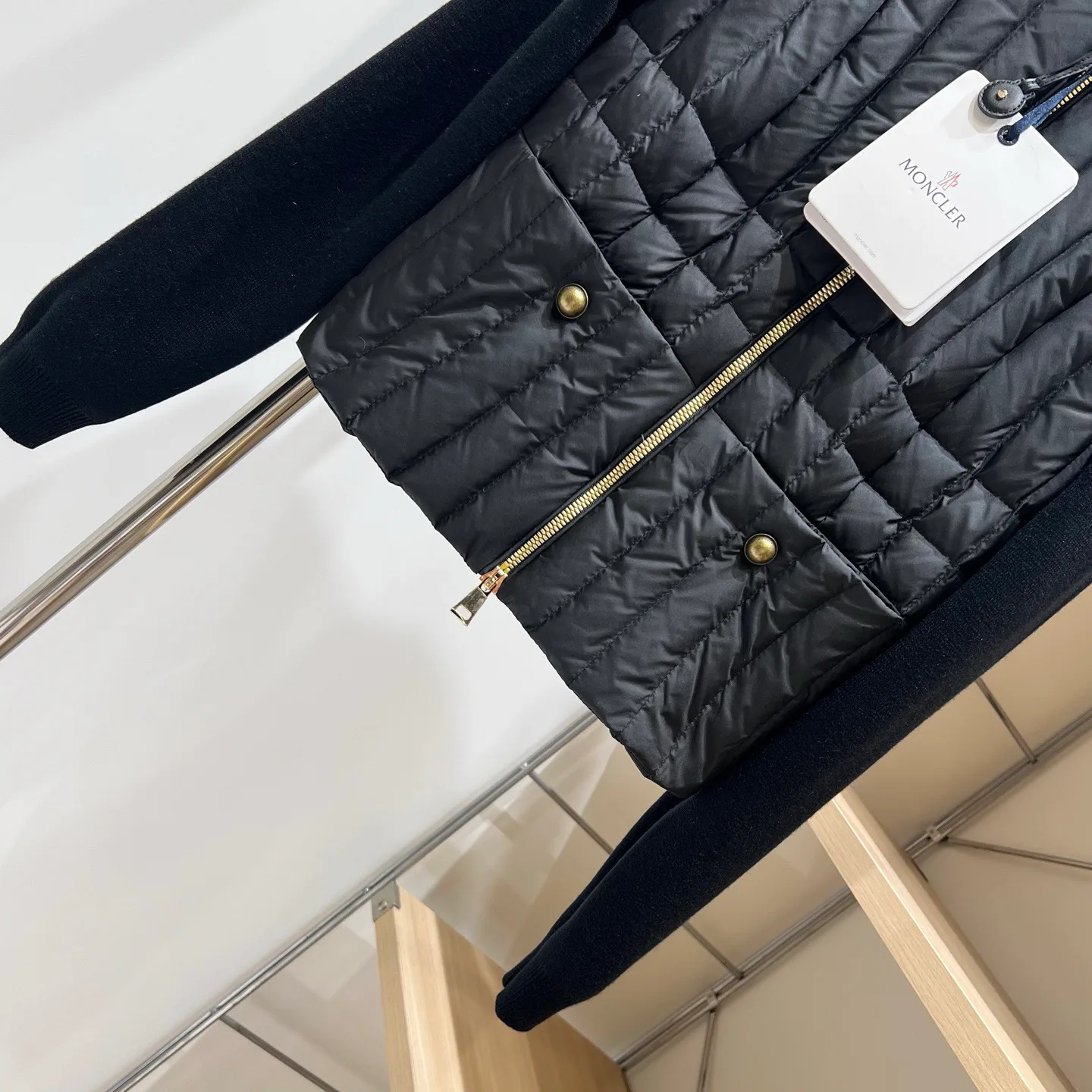 Куртки И Пуховики Женские Moncler 18174917