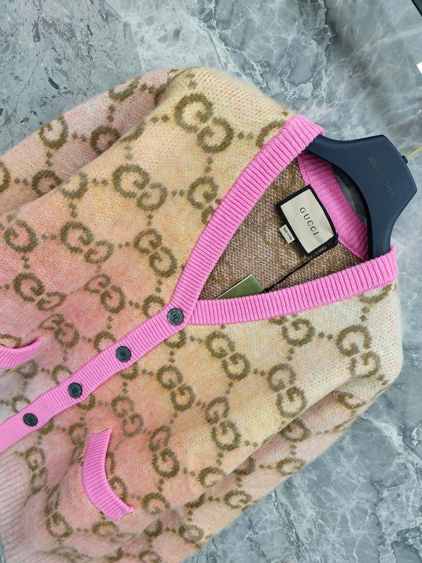 Джемперы И Свитеры Женские Gucci 18417250