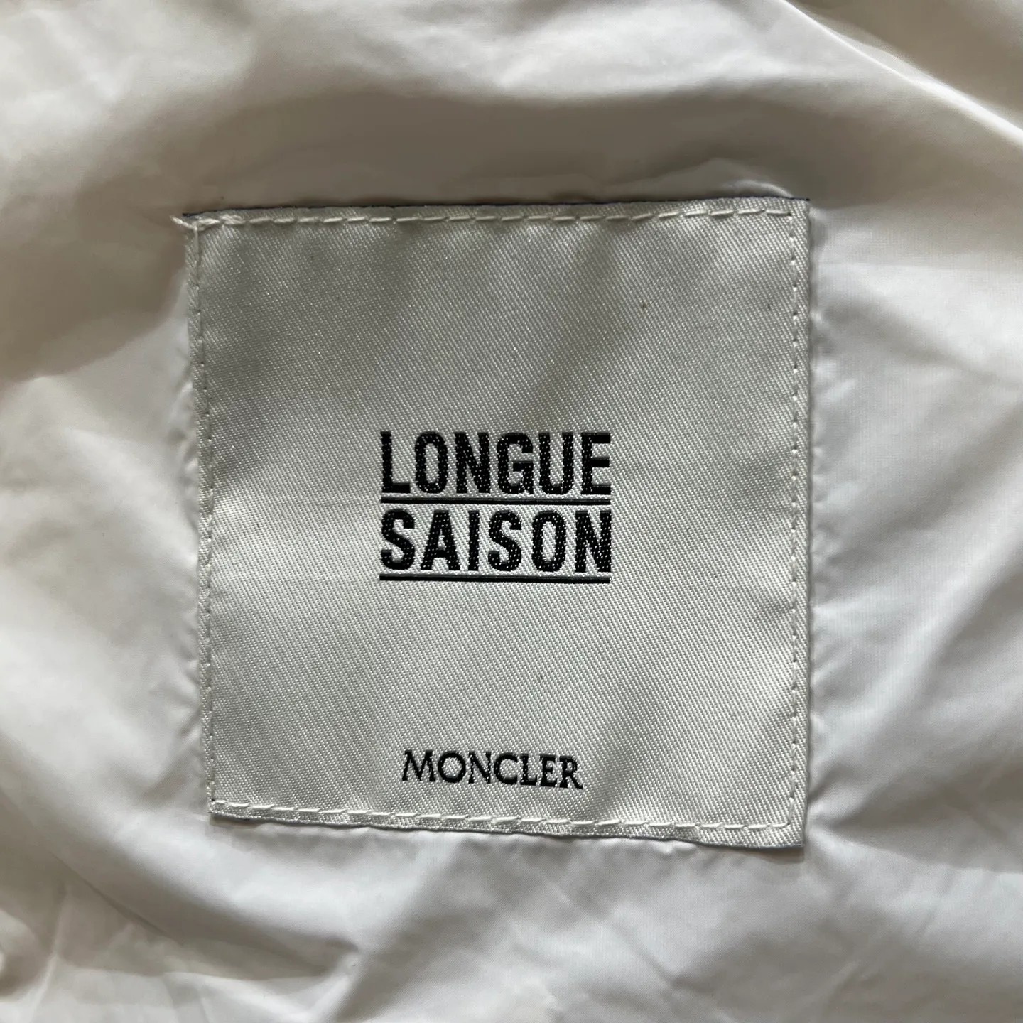 Куртки И Пуховики Женские Moncler 18336958