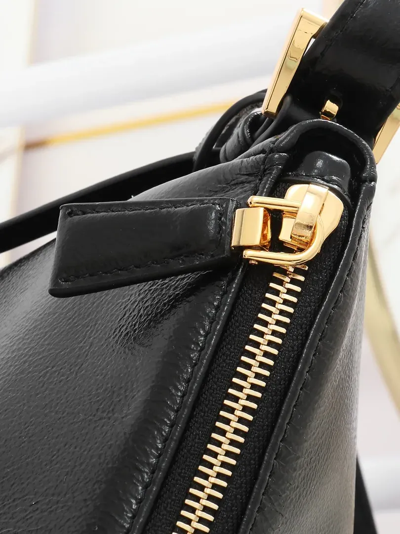 Сумки На Ремне Женские Prada 8361