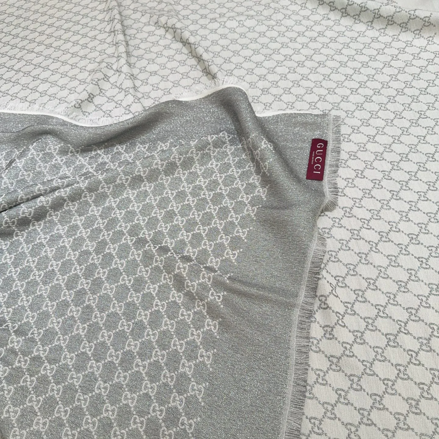 Шарфы Gucci 689052