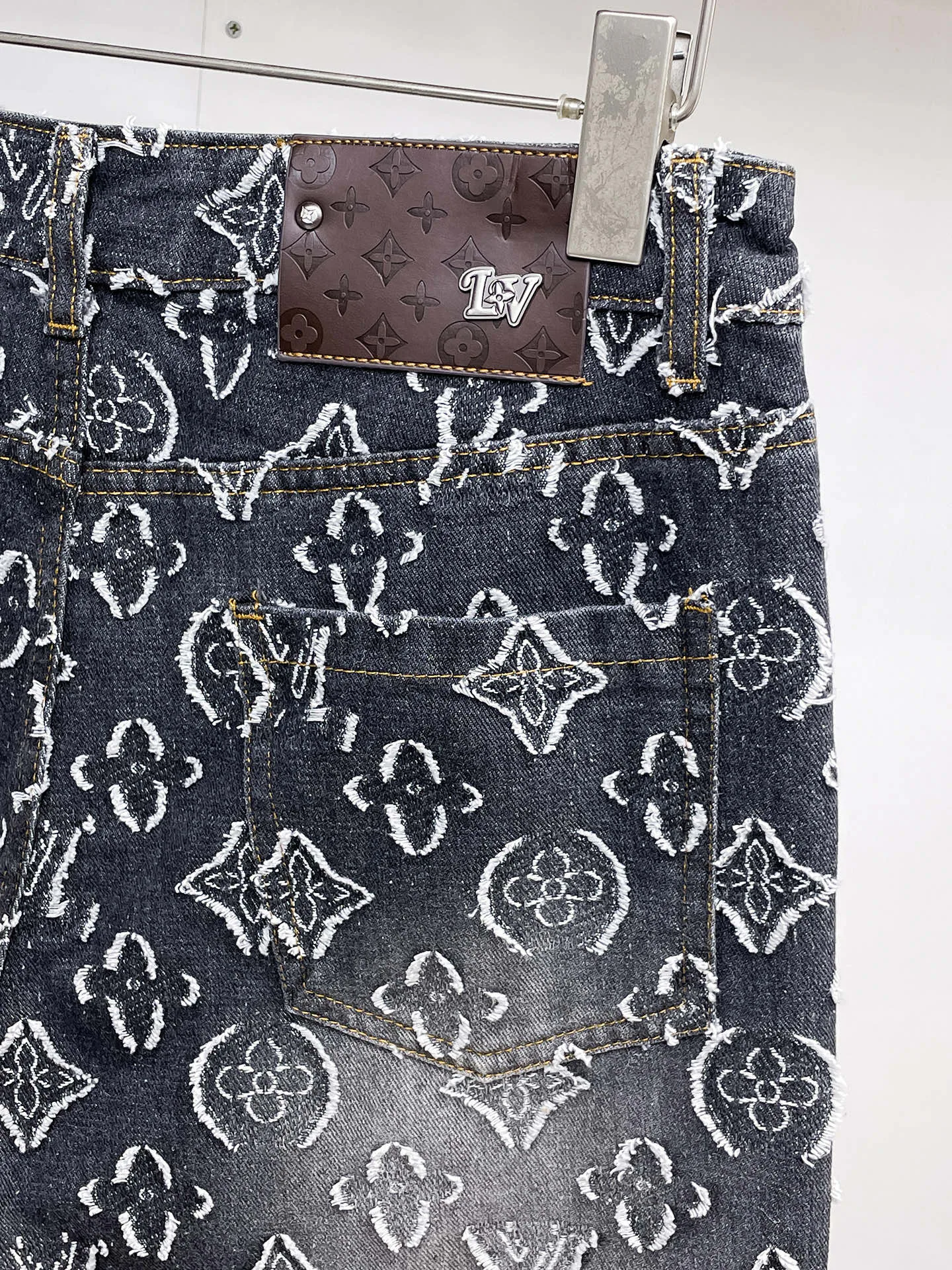 Джинсы Мужские Louis Vuitton 18345648